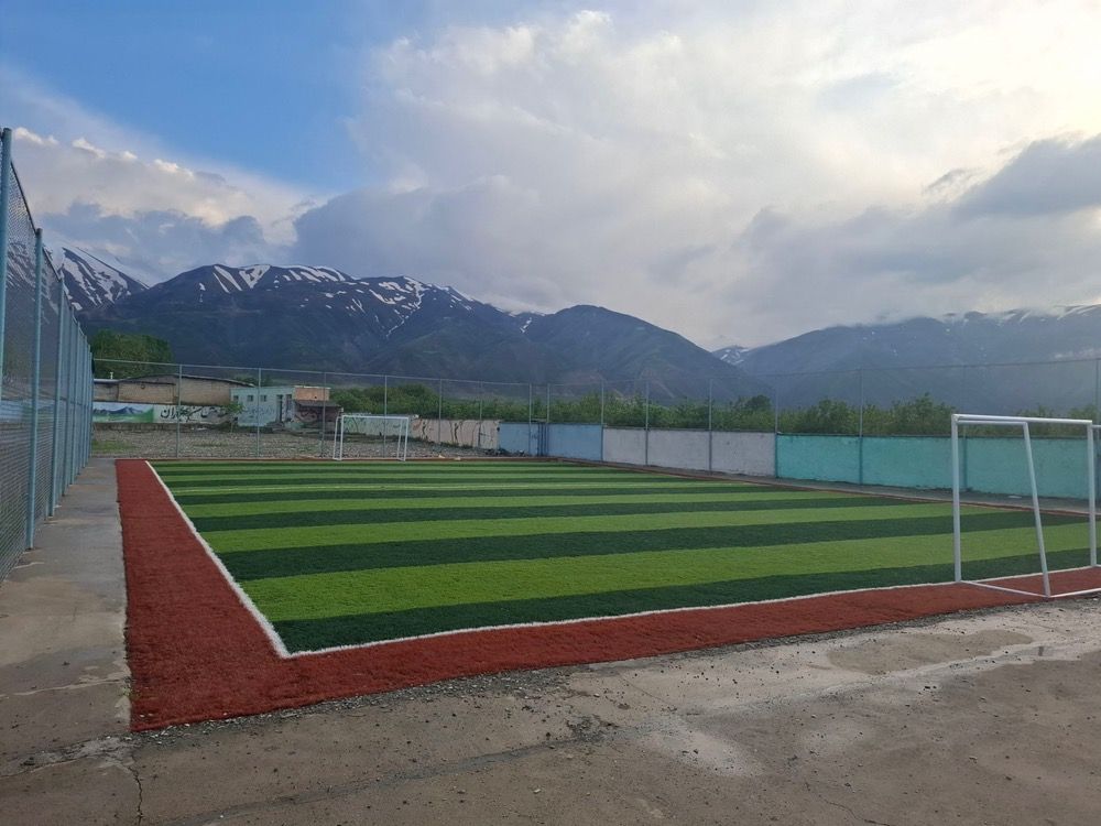 🛑 احداث زمین چمن مصنوعی در روستای گزگسک پیران پیرانشهر