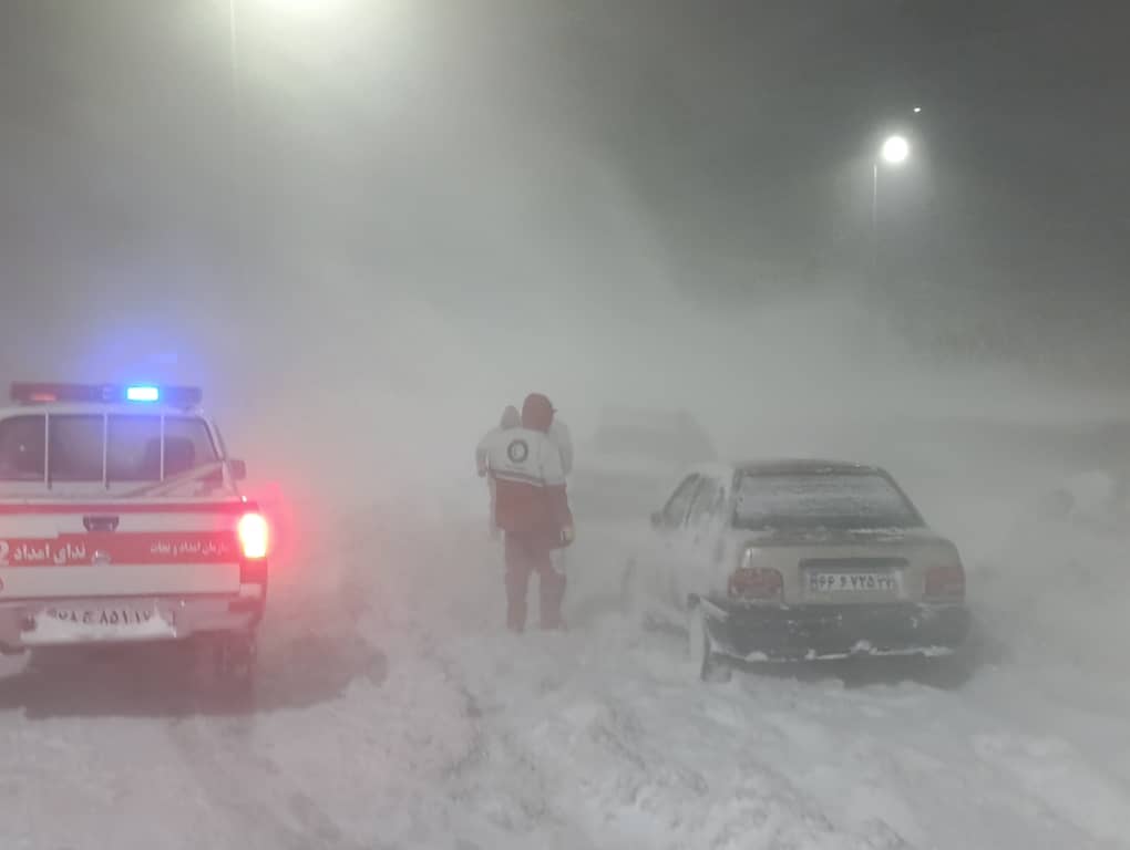 🔴 تعطیلی مدارس شهرستان پیرانشهر    #فردا سه‌شنبه 9 دی ماه