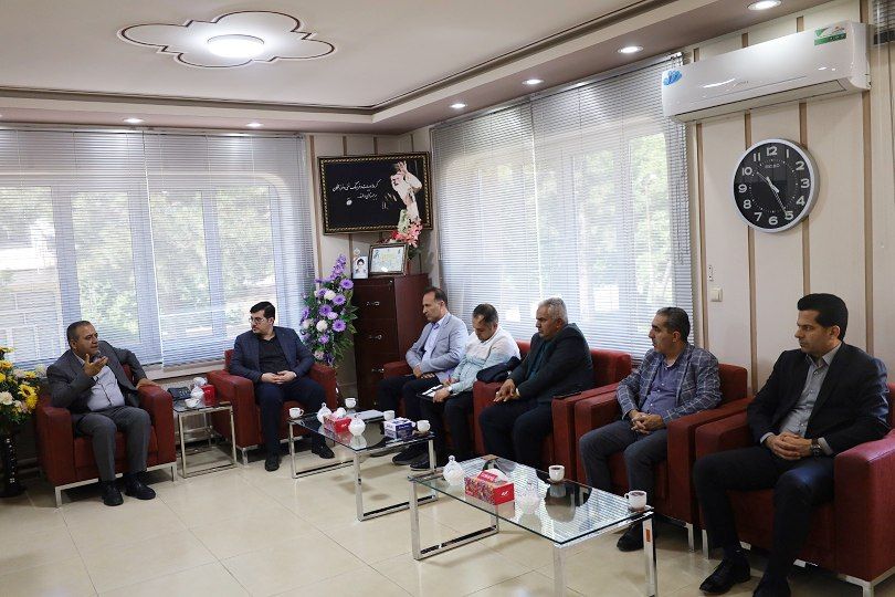 🛑 ساماندهی تردد مرزنشینان پیرانشهر از طریق صدور کارت الکترونیکی در یک قدمی اجرا