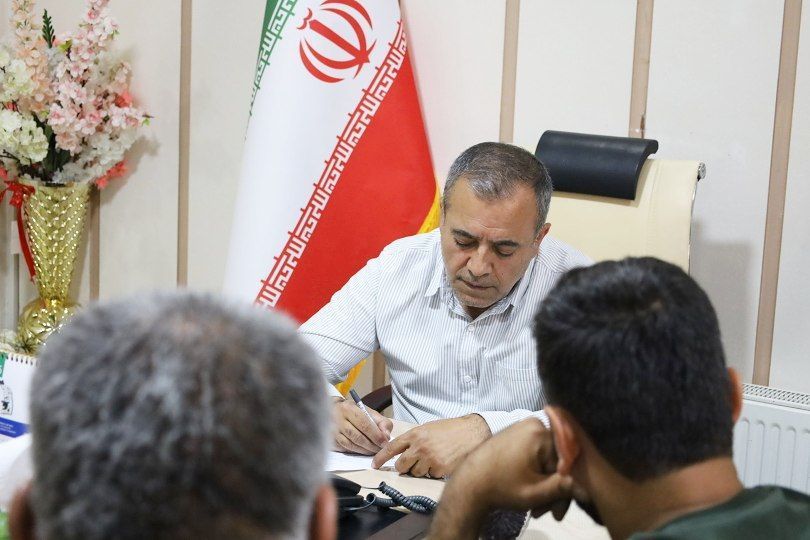 🛑 ملاقات مردمی فرماندار پیرانشهر؛ رسیدگی مستقیم به مطالبات مردم