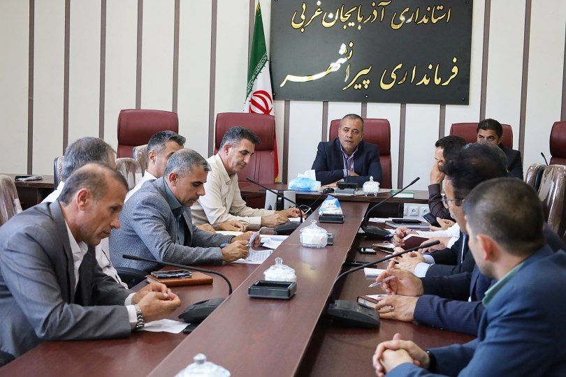 ➖فرماندار پیرانشهر: تجهیز نانواییها به ژنراتور برق و دوربین مداربسته الزامی است