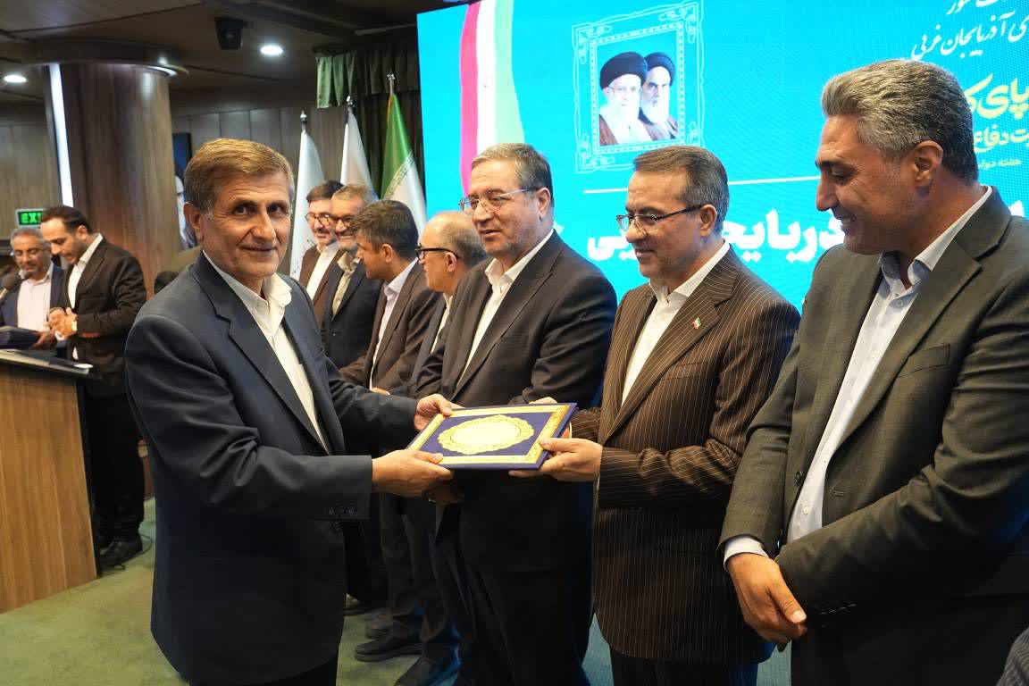 با حضور معاون رئیسجمهور و استاندار آذربایجانغربی؛ برگزاری جلسه شورای اداری آذربایجانغربی