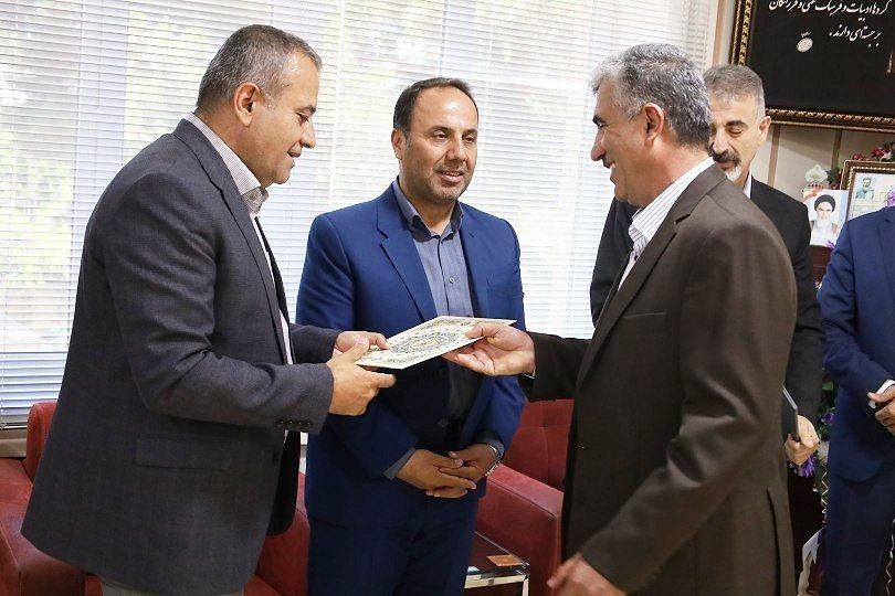🛑 رئیس جدید مرکز آموزش فنی و حرفهای شهرستان پیرانشهر معرفی شد