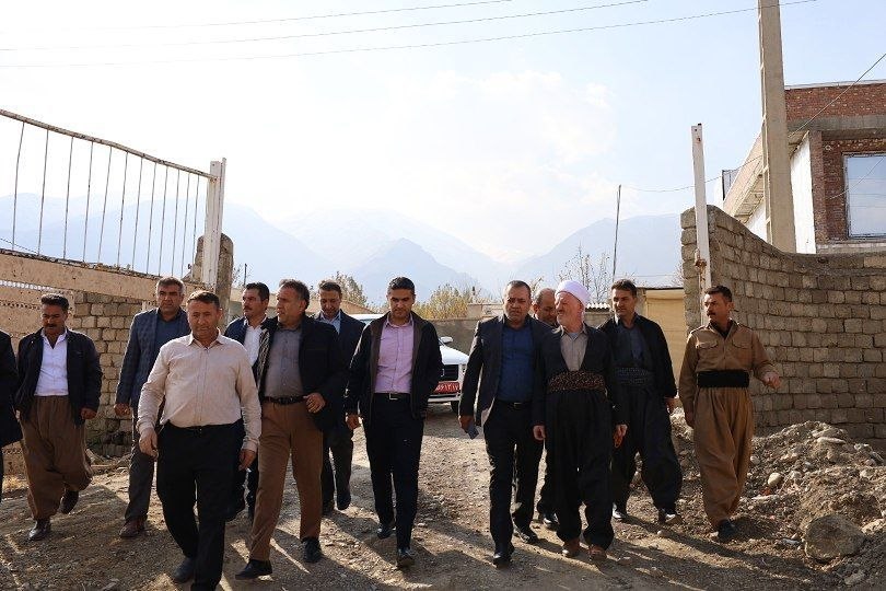 🔴 پیگیری مطالبات مردم | دستور فرماندار پیرانشهر برای تامین آب آشامیدنی مهمانشهر دیلزه در راستای بررسی مسائل و مشکلات مردم؛