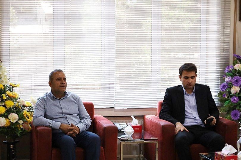 🔴 نشست فرماندار پیرانشهر با کارکنان فرمانداری و بخشداریهای تابعه شهرستان
