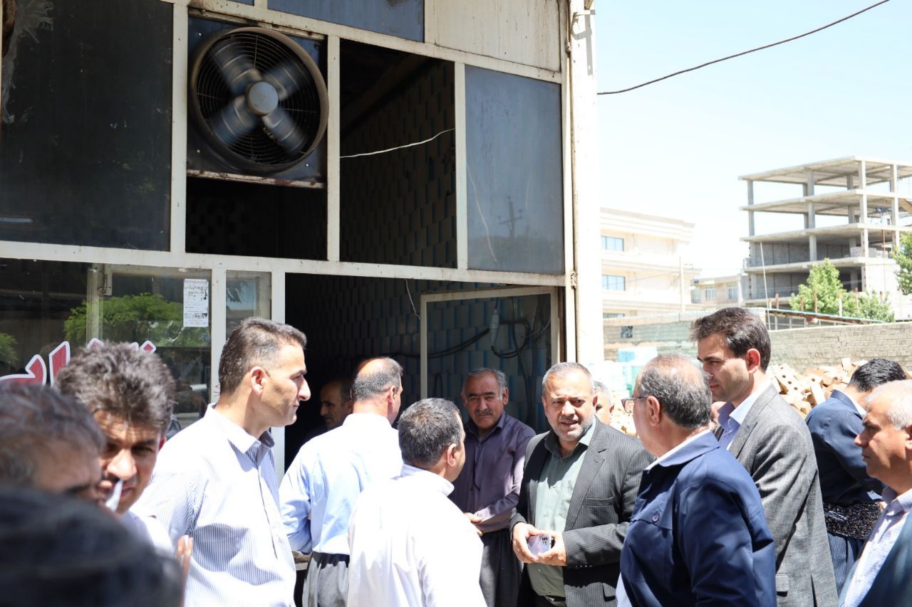  🔴 بازدید و رصد بازار توسط فرماندار پیرانشهر