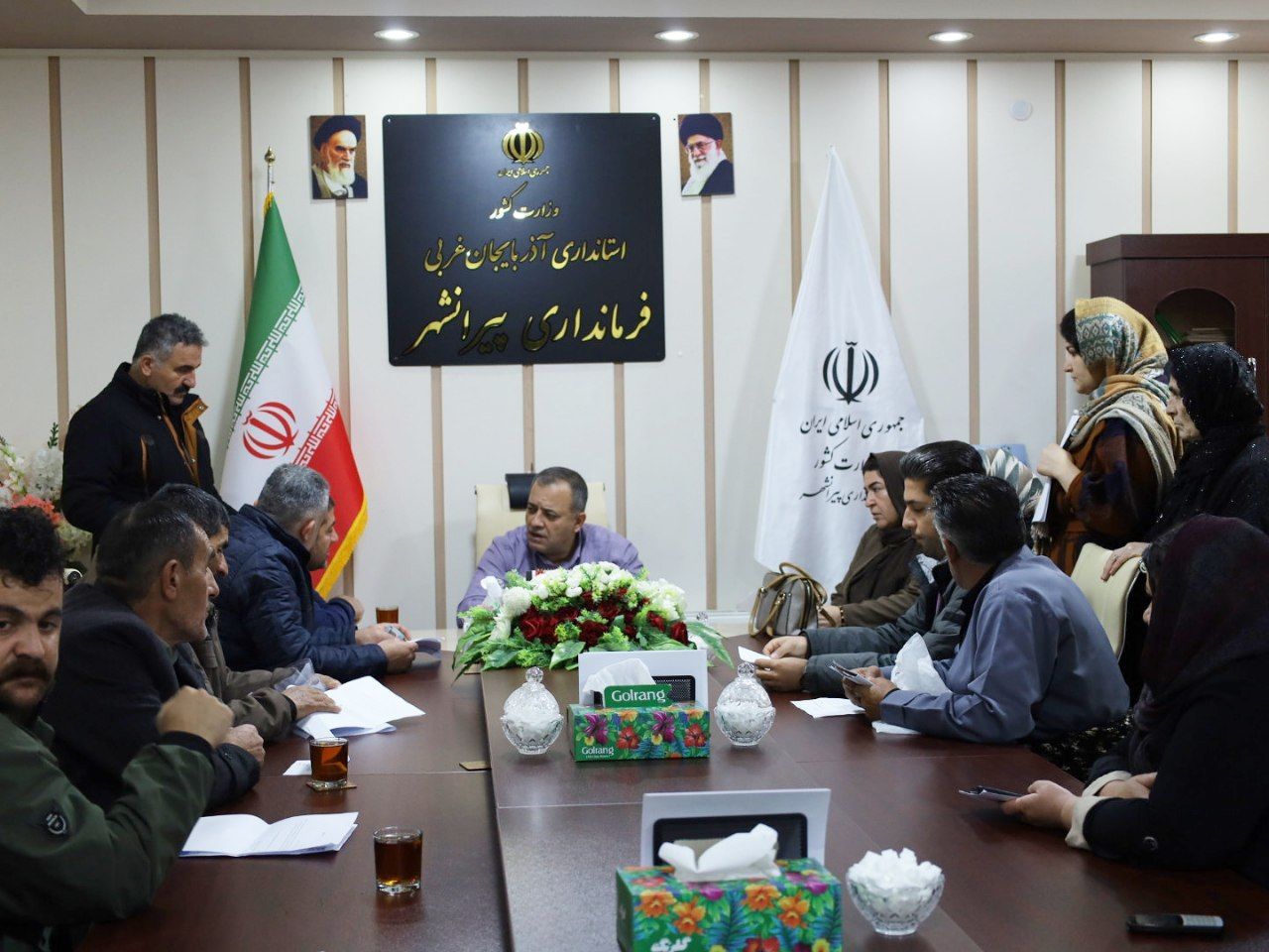 🔴 ملاقات 7 ساعته فرماندار پیرانشهر با مردم