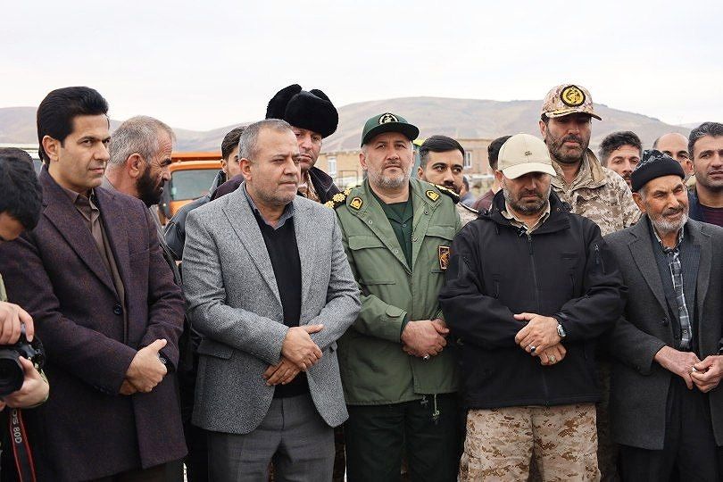 🔴 کلنگ احداث نیروگاه خورشیدی 400 کیلوواتی در روستای پسوه پیرانشهر به زمین زده شد.