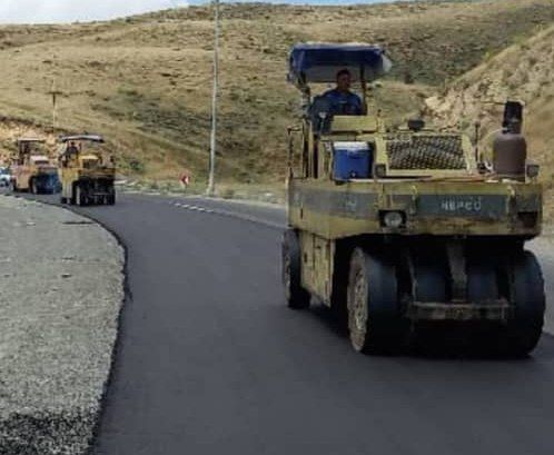 🔴 آغاز عملیات روکش آسفالت محور مرز تمرچین پیرانشهر به طول 8 کیلومتر
