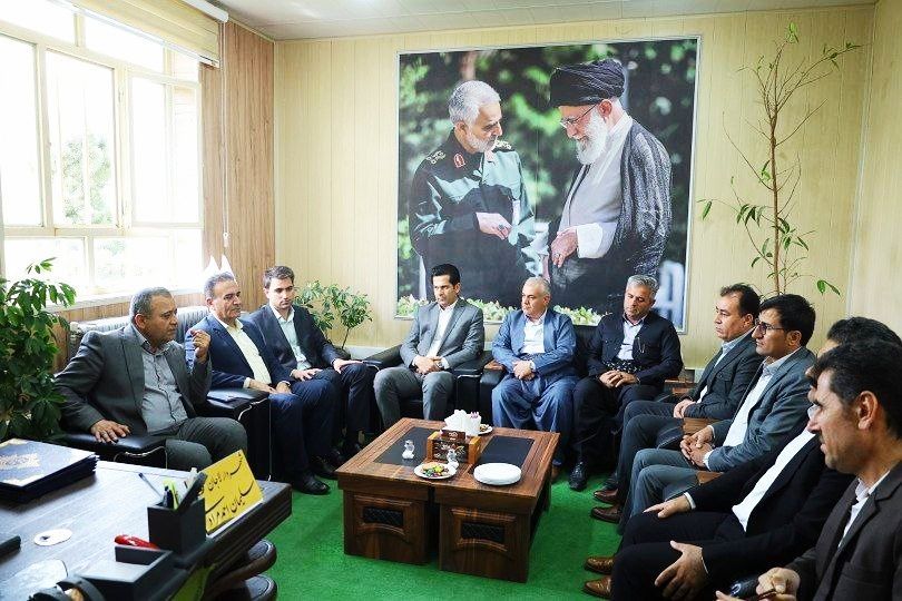 🔴 دیدار فرماندار پیرانشهر با اعضای شورای اسلامی شهر لاجان بمناسبت روز شوراها