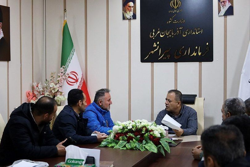 🔴 ملاقات مردمی فرماندار پیرانشهر / رسیدگی به درخواست بیش از 200 شهروند