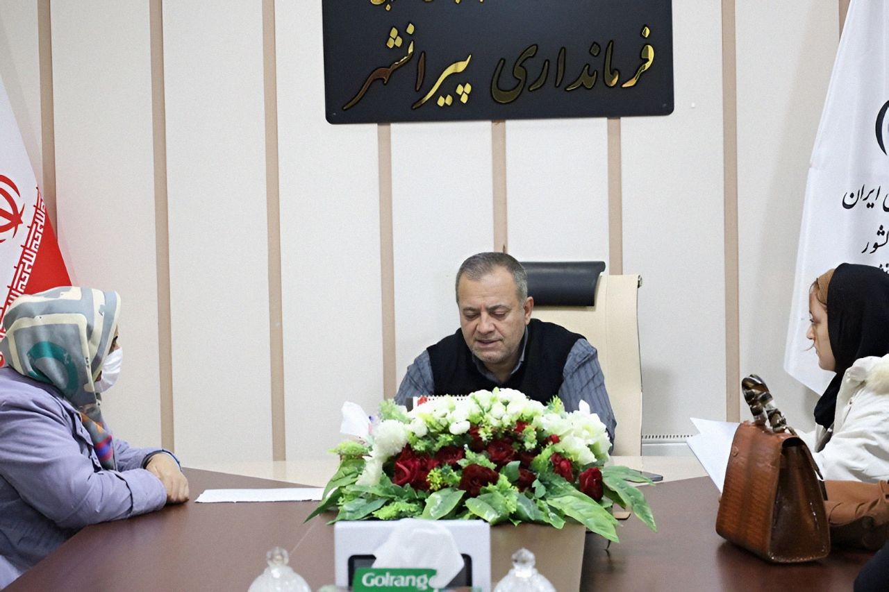 🔴  برگزاری ملاقات مردمی فرماندار پیرانشهر با شهروندان